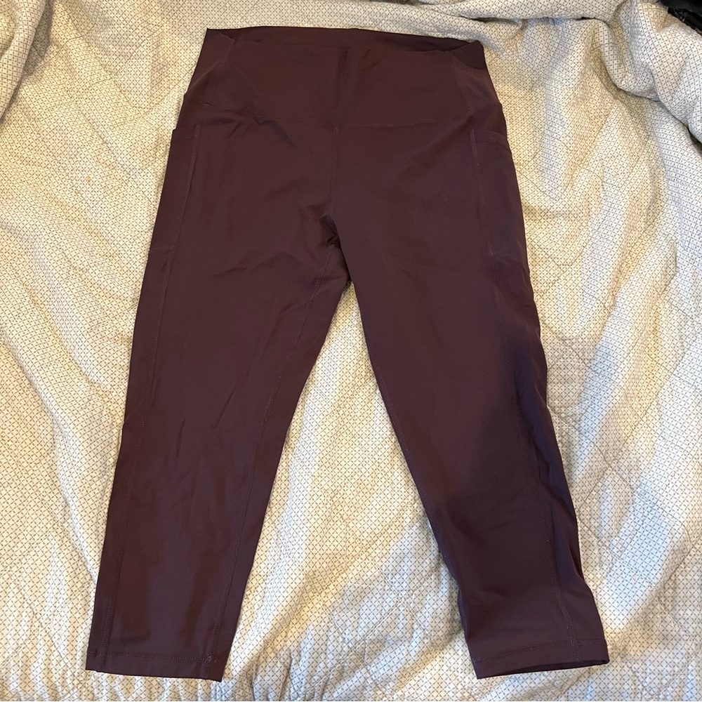 Zyia Plum/Dark Purple Legging Size: 14-16 Inseam:20”